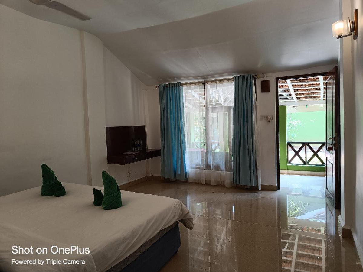 Dunhill Resort 3*
