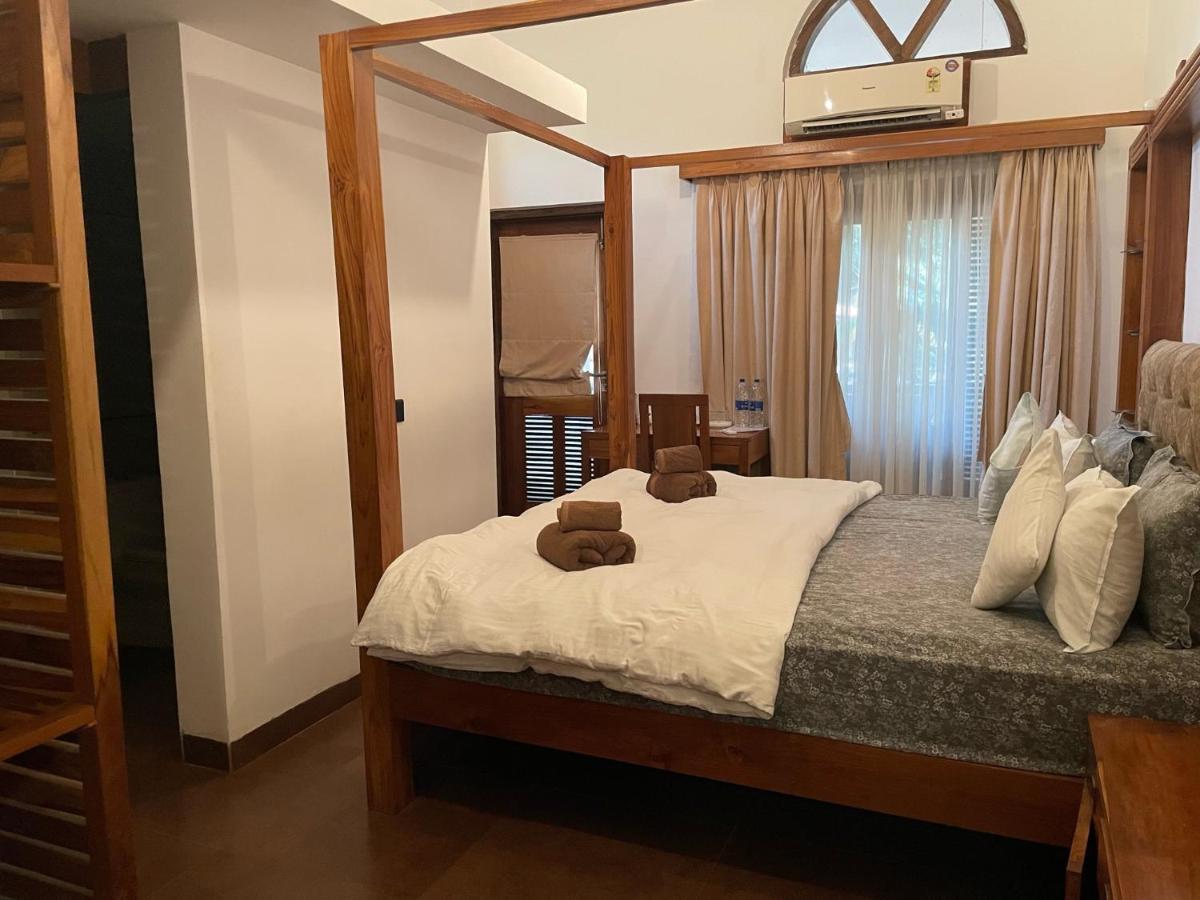 Dunhill Resort 3*